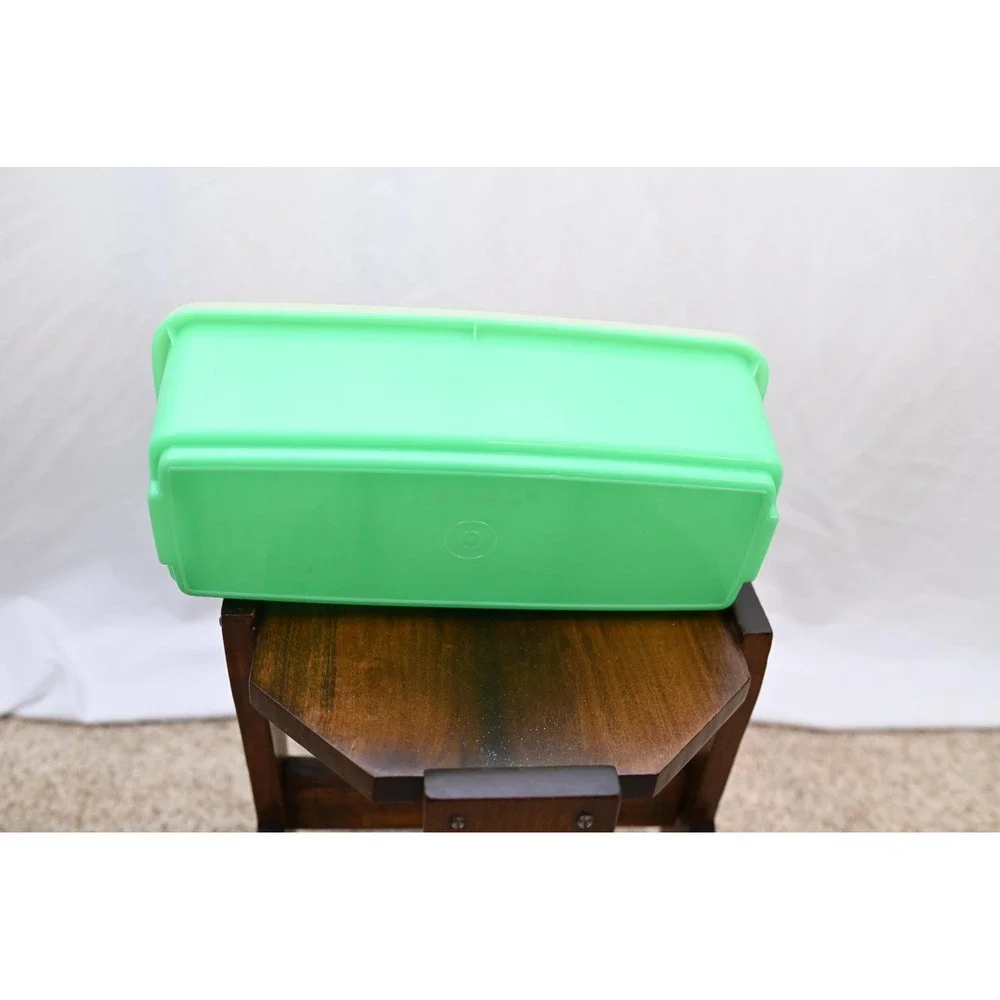 Vintage Tupperware 782 Green Rectangle Vegetable Container with Drain 15x6x5